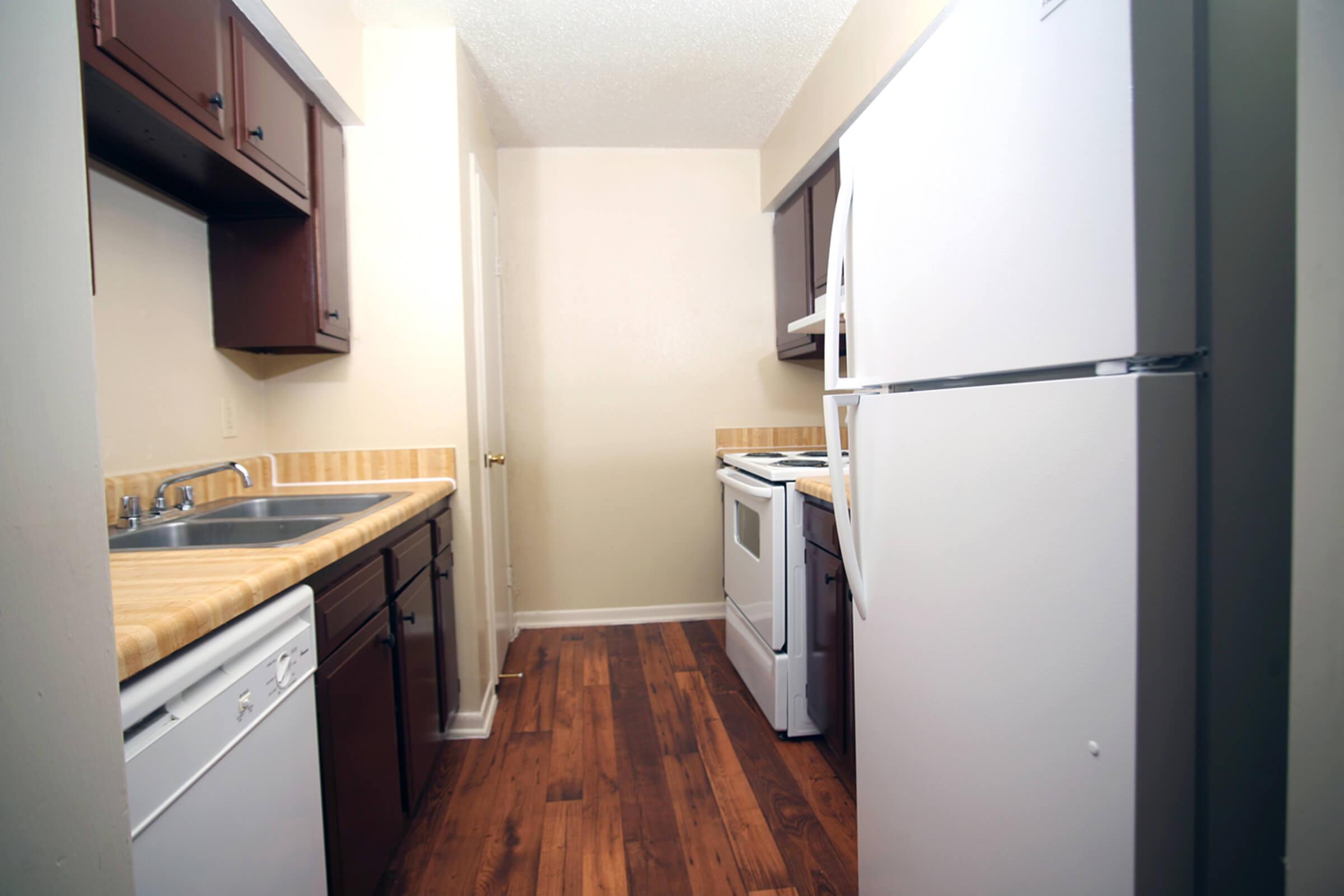 THE REGENCY APARTMENTS